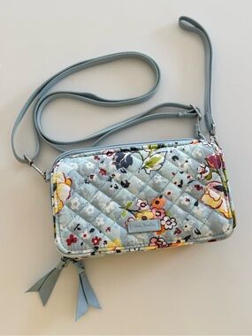 Vera Bradley ~ RFID All in One Crossbody/Wristlet | Floating Garden